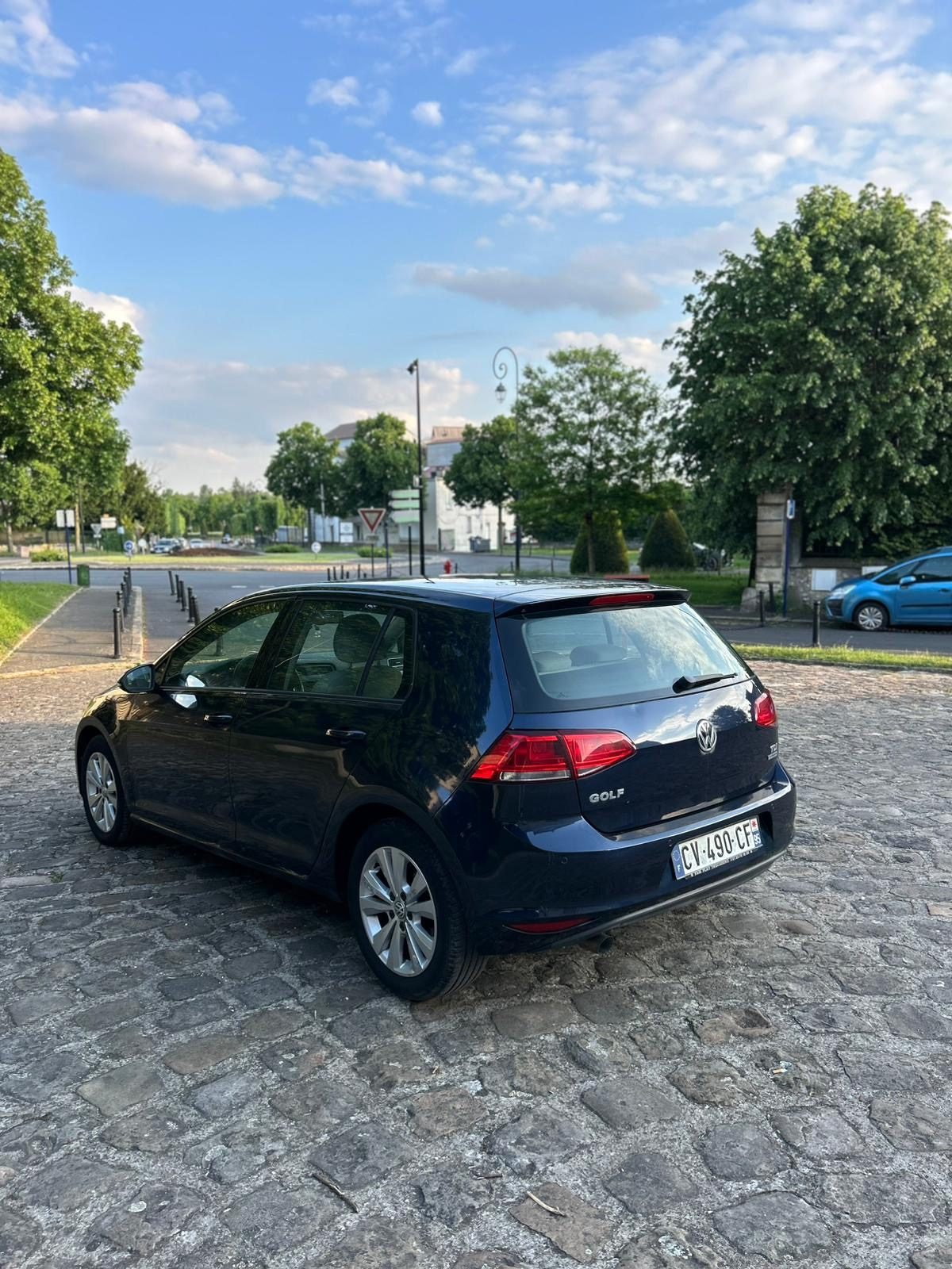 Volkswagen Golf 7 model 2013 — 2/5